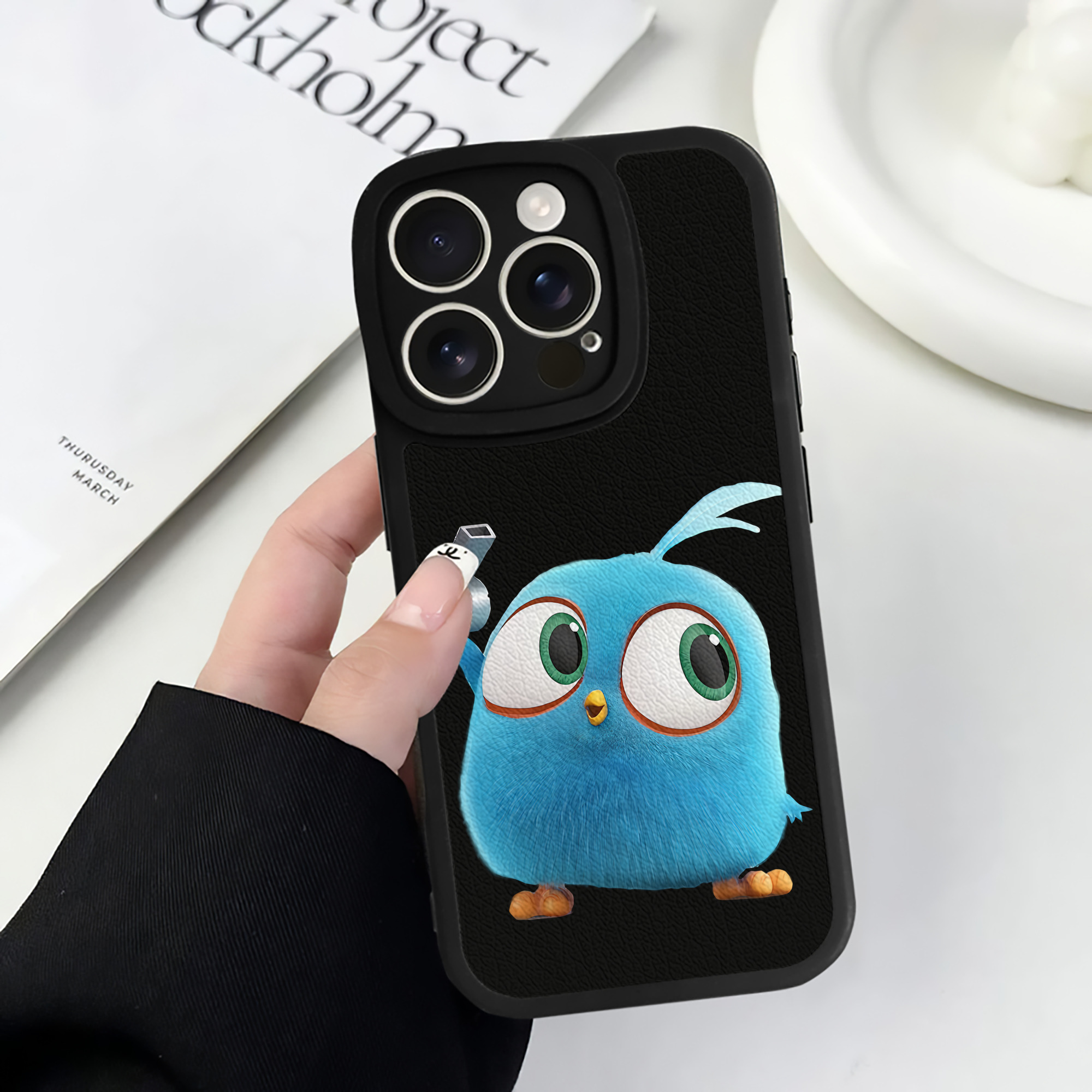 （画像用） Angry Birds アングリーバード 【iPhone 16シリーズ対応】シリコンスマホケース（レザー調） 材質：シリコン